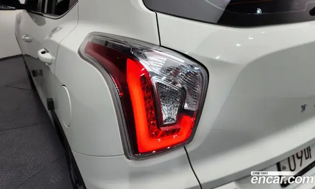 SsangYong TIBOLI 2015 1.6 автомат (гидро), миниатюра 8
