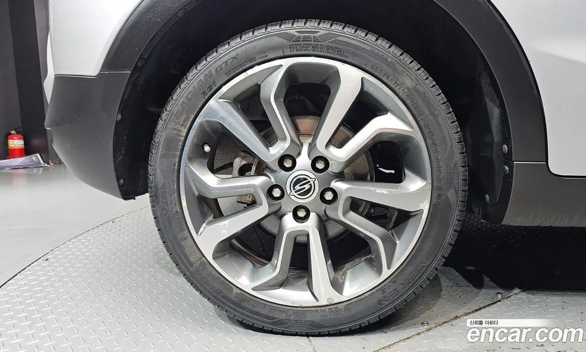 SsangYong TIBOLI 2015 1.6 автомат (гидро), фото 5