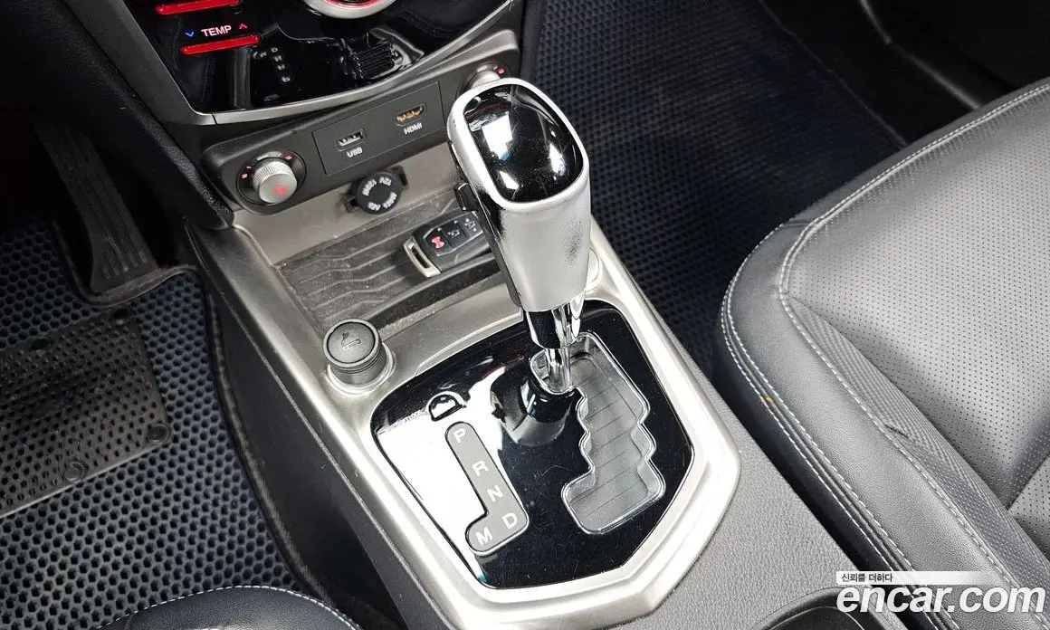 SsangYong TIBOLI 2015 1.6 автомат (гидро), фото 9