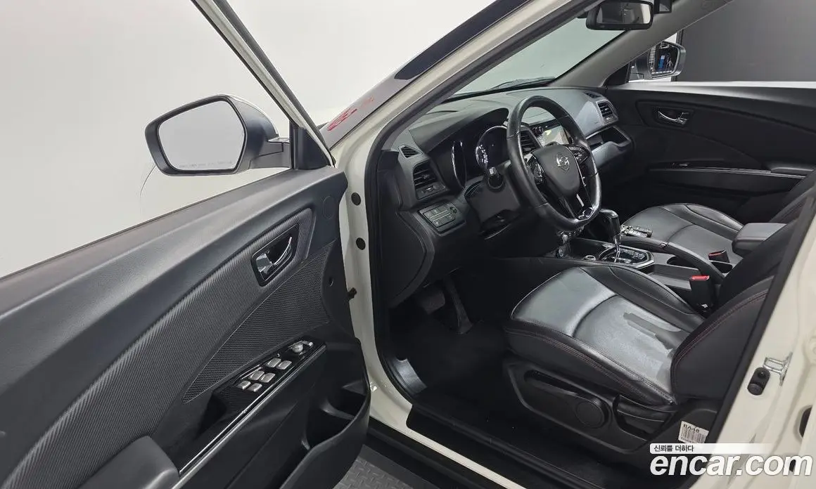 SsangYong TIBOLI 2016 1.6 автомат (гидро), фото 18