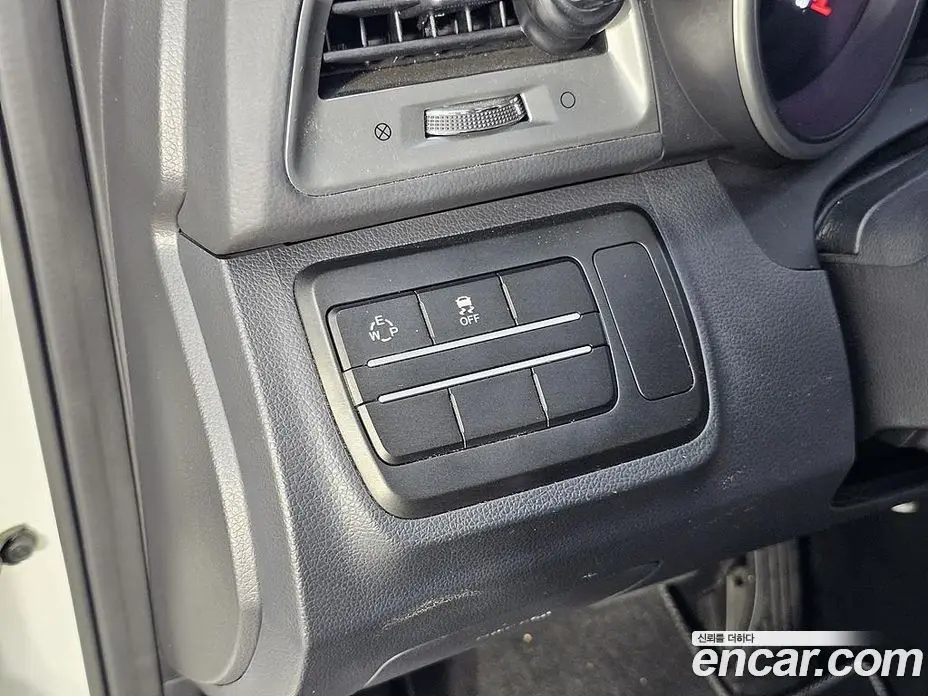 SsangYong TIBOLI 2016 1.6 автомат (гидро), фото 14