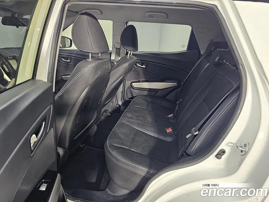SsangYong TIBOLI 2016 1.6 автомат (гидро), фото 9