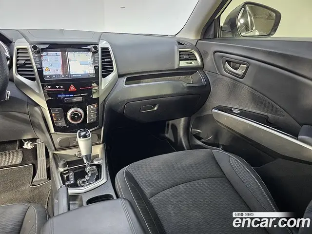 SsangYong TIBOLI 2016 1.6 автомат (гидро), миниатюра 10