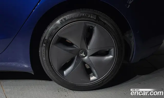 Tesla Model 3 2020 0.1 автомат (гидро), миниатюра 7