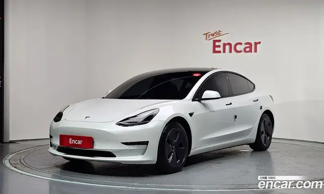 Tesla Model 3, 2022, 40 646 км