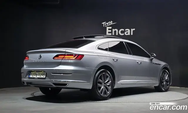 Volkswagen Arteon 2020 2.0 автомат (гидро), миниатюра 2 Volkswagen Arteon 2020 2.0 автомат (гидро), миниатюра 2