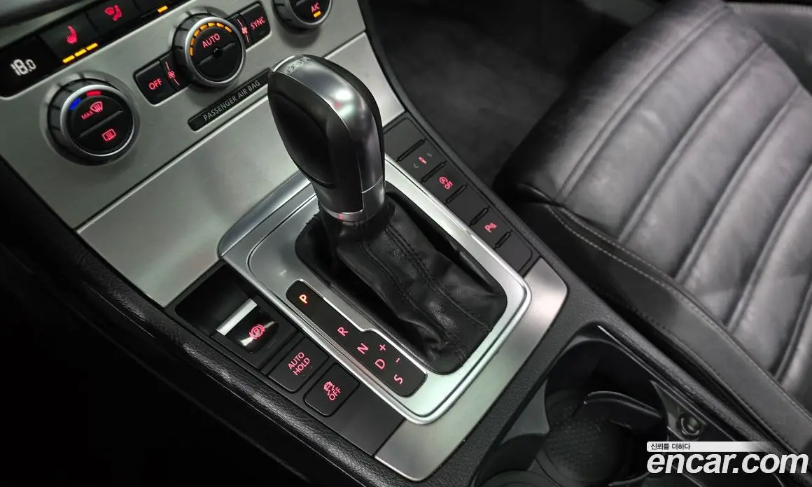 Volkswagen CC 2012 2.0 автомат (гидро), фото 11