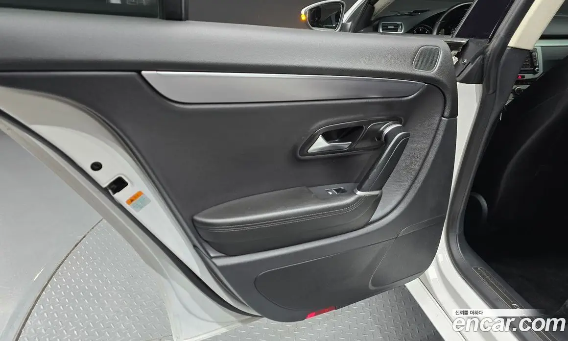 Volkswagen CC 2012 2.0 автомат (гидро), фото 14