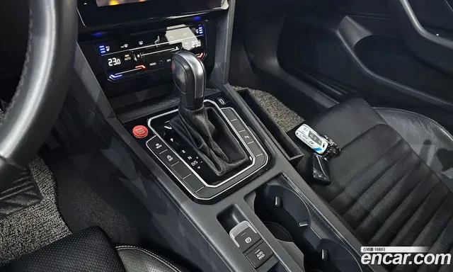 Volkswagen Passat 2022 2.0 автомат (гидро), миниатюра 12