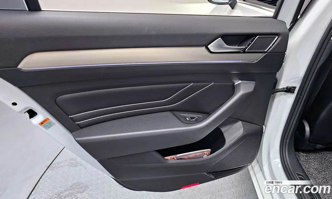 Volkswagen Passat 2022 2.0 автомат (гидро), фото 15