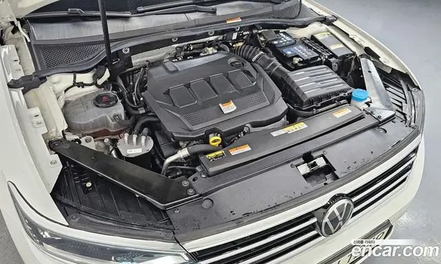 Volkswagen Passat 2022 2.0 автомат (гидро), миниатюра 6