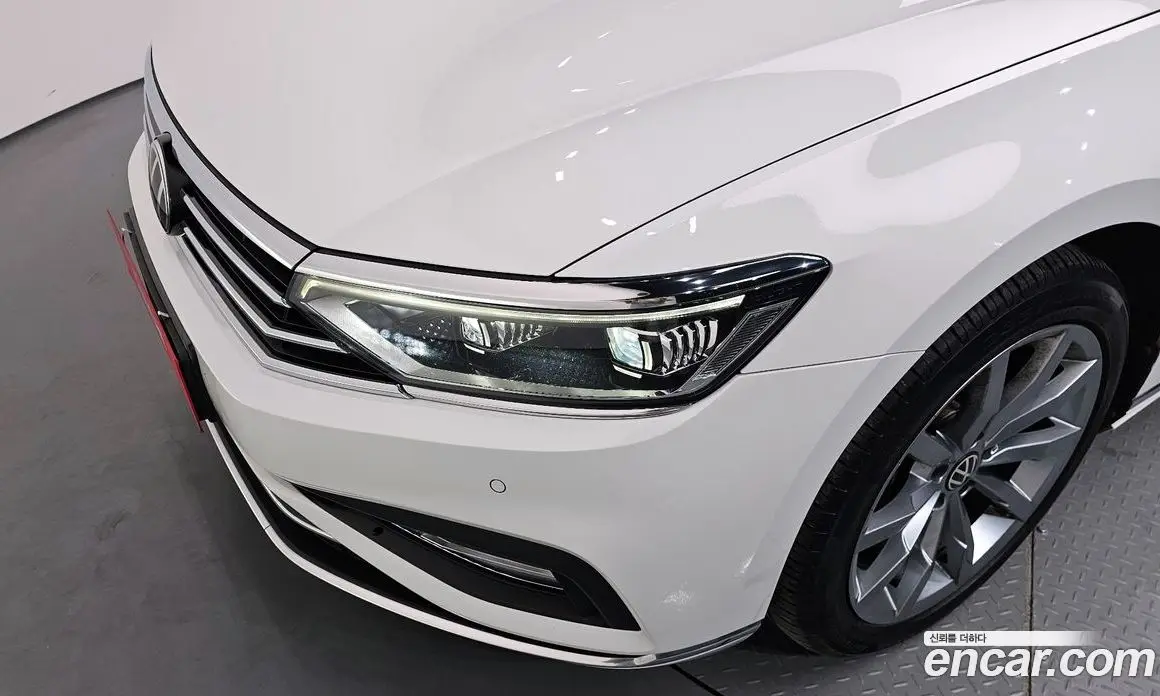 Volkswagen Passat 2022 2.0 автомат (гидро), фото 8