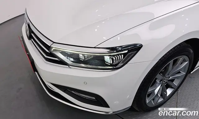 Volkswagen Passat 2022 2.0 автомат (гидро), миниатюра 8