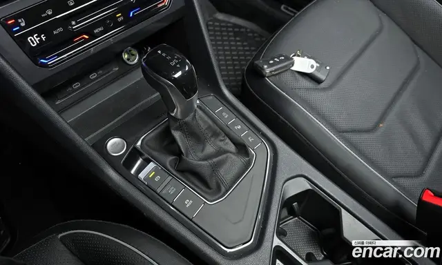 Volkswagen Tiguan 2022 2.0 автомат (гидро), миниатюра 11