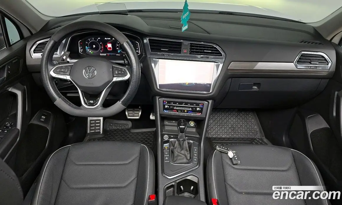 Volkswagen Tiguan 2022 2.0 автомат (гидро), фото 9