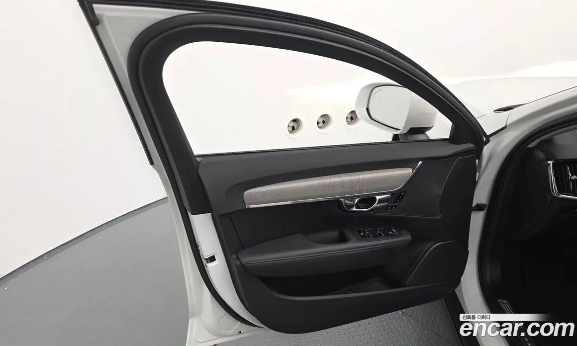 Volvo V90 2025 2.0 автомат (гидро), фото 13 Volvo V90 2025 2.0 автомат (гидро), фото 13