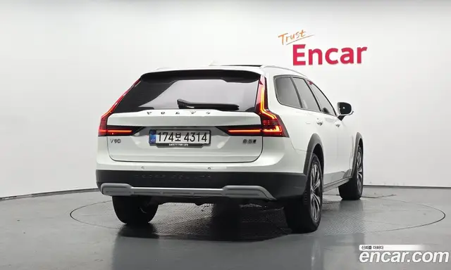 Volvo V90 2025 2.0 автомат (гидро), миниатюра 3 Volvo V90 2025 2.0 автомат (гидро), миниатюра 3