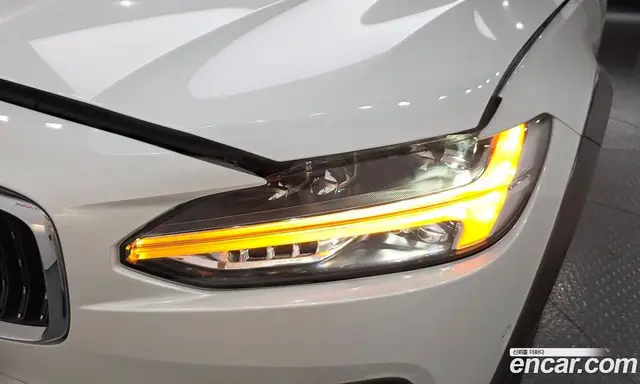 Volvo V90 2025 2.0 автомат (гидро), миниатюра 7 Volvo V90 2025 2.0 автомат (гидро), миниатюра 7
