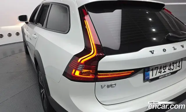 Volvo V90 2025 2.0 автомат (гидро), миниатюра 8 Volvo V90 2025 2.0 автомат (гидро), миниатюра 8