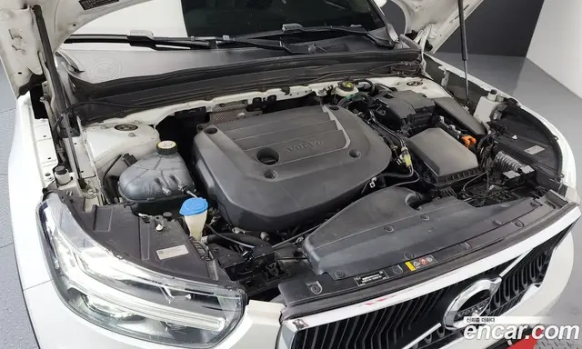 Volvo XC40 2021 2.0 АКПП, миниатюра 5