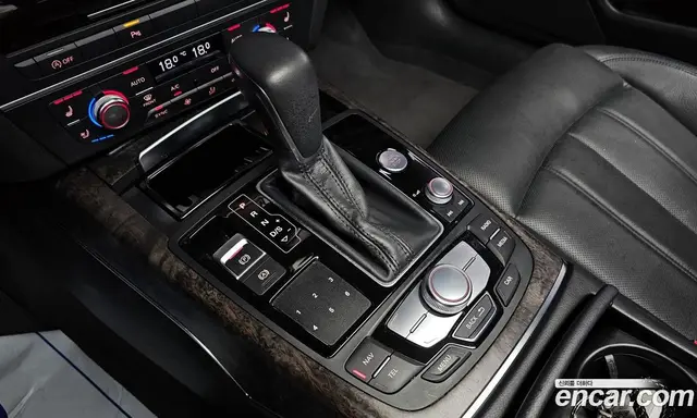 Audi A6 2018 2.0 автомат (гидро), миниатюра 12