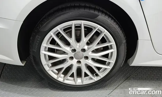 Audi A6 2018 2.0 автомат (гидро), миниатюра 5 Audi A6 2018 2.0 автомат (гидро), миниатюра 5