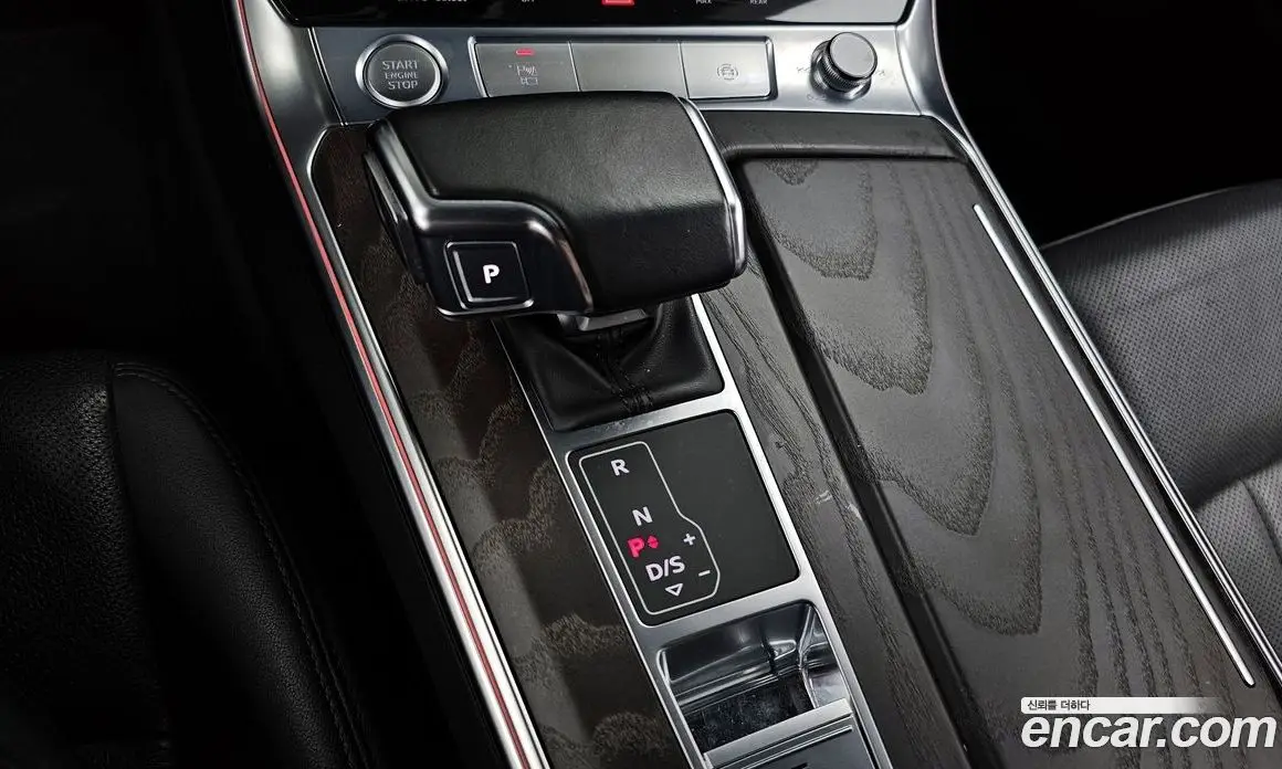 Audi A6 2020 2.0 автомат (гидро), фото 12