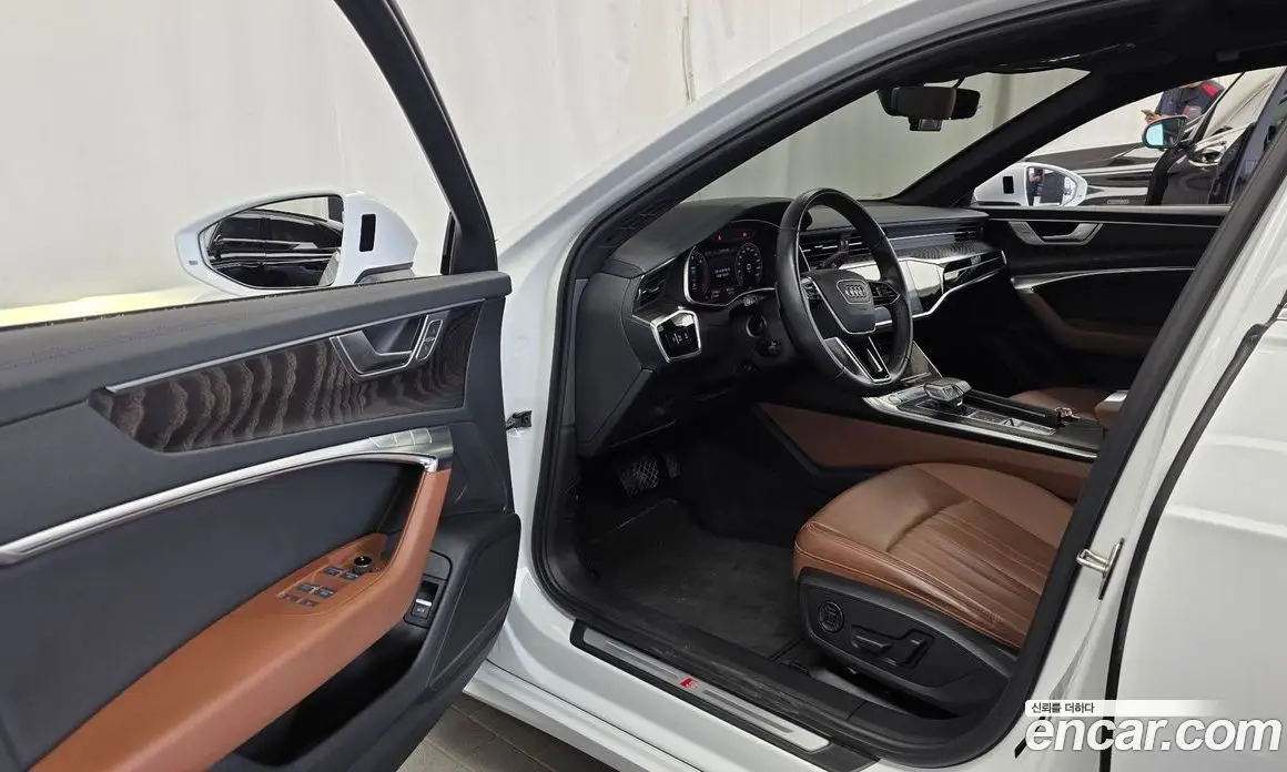 Audi A6 2020 2.0 автомат (гидро), фото 13