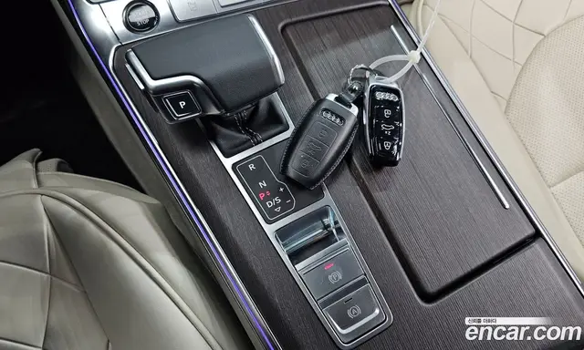 Audi A6 2025 2.0 автомат (гидро), миниатюра 11