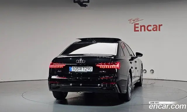 Audi A6 2025 2.0 автомат (гидро), миниатюра 3