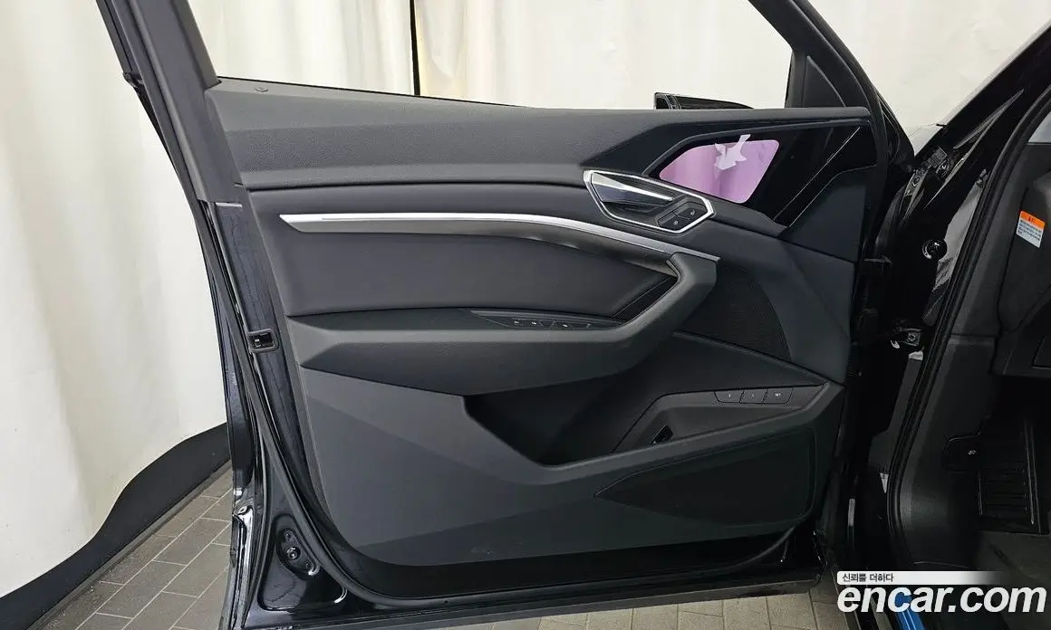 Audi e-tron 2021 0.2 автомат (гидро), фото 14