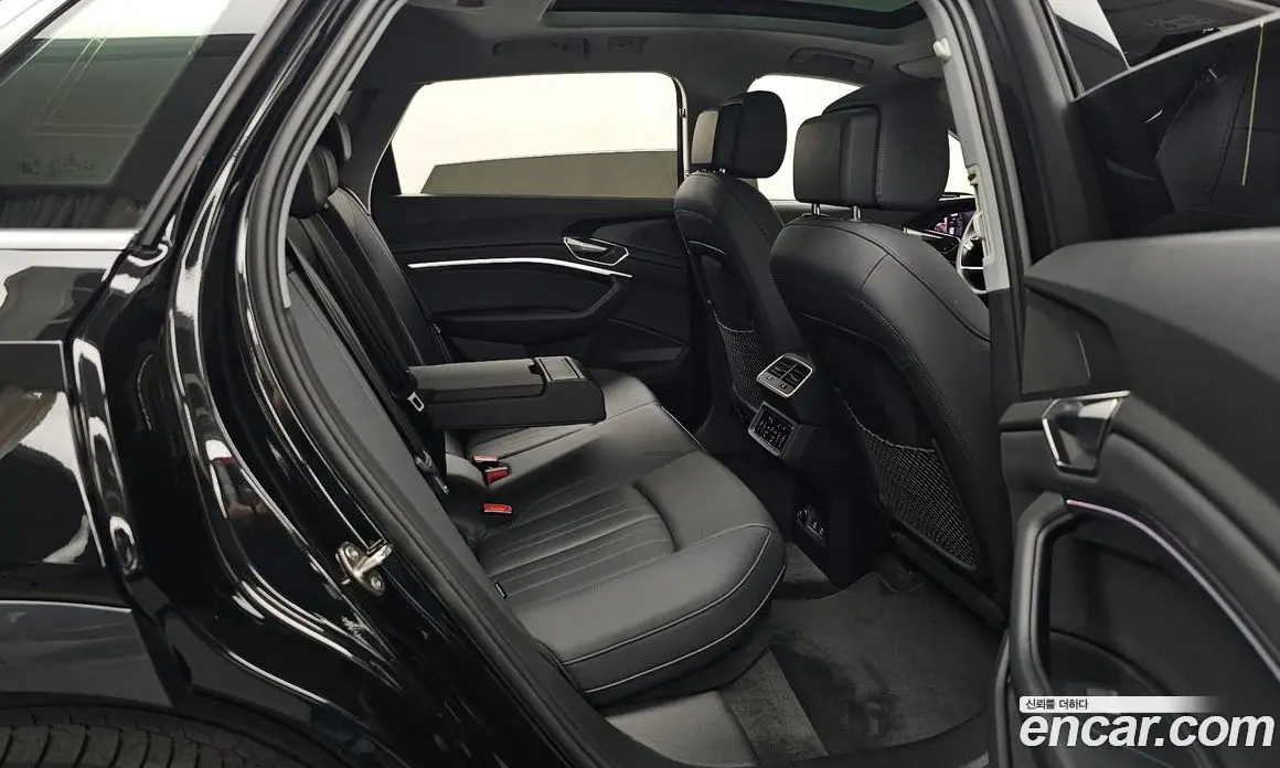 Audi e-tron 2021 0.2 автомат (гидро), фото 18
