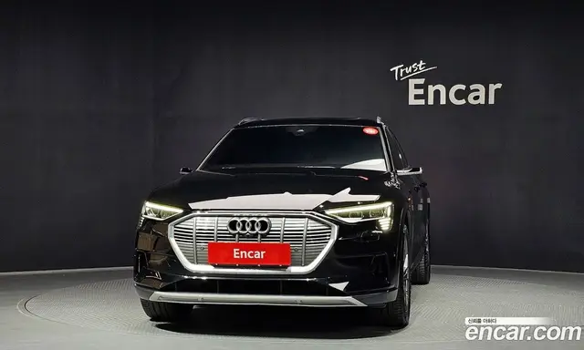 Audi e-tron 2021 0.2 автомат (гидро), миниатюра 3