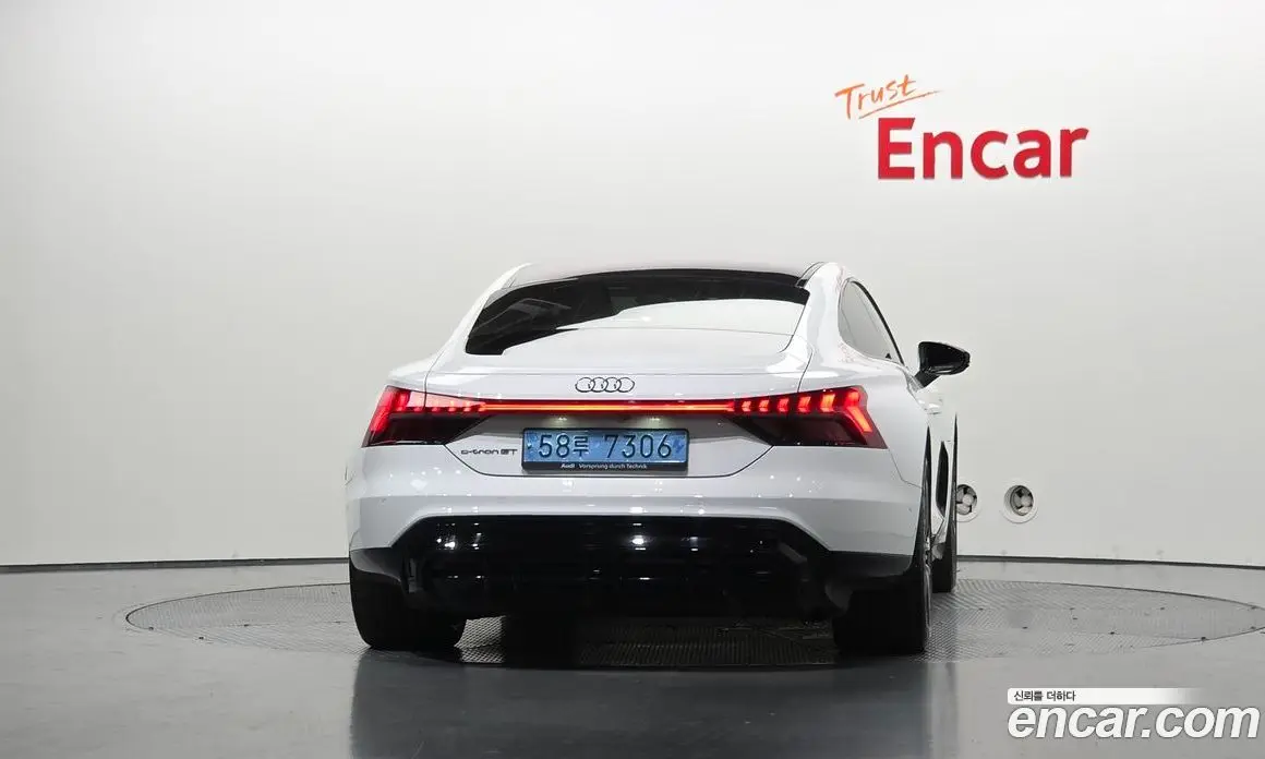 Audi e-tron GT 2022 0.1 автомат (гидро), фото 4