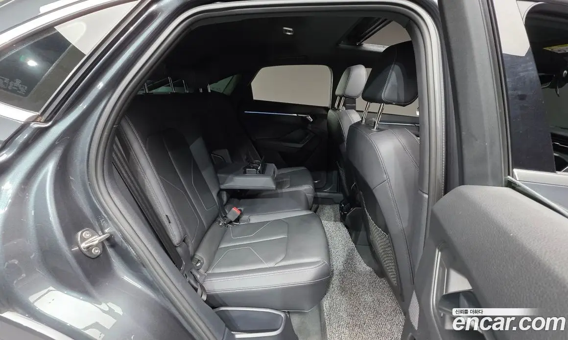 Audi Q3 2023 2.0 автомат (гидро), фото 16