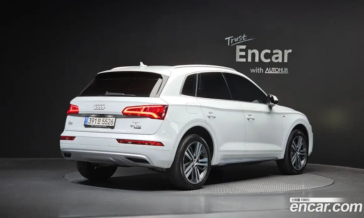 Audi Q5 2020 3.0 автомат (гидро), фото 2 Audi Q5 2020 3.0 автомат (гидро), фото 2