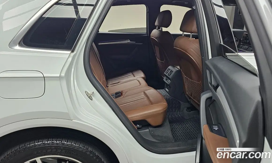 Audi Q5 2020 3.0 автомат (гидро), фото 17 Audi Q5 2020 3.0 автомат (гидро), фото 17