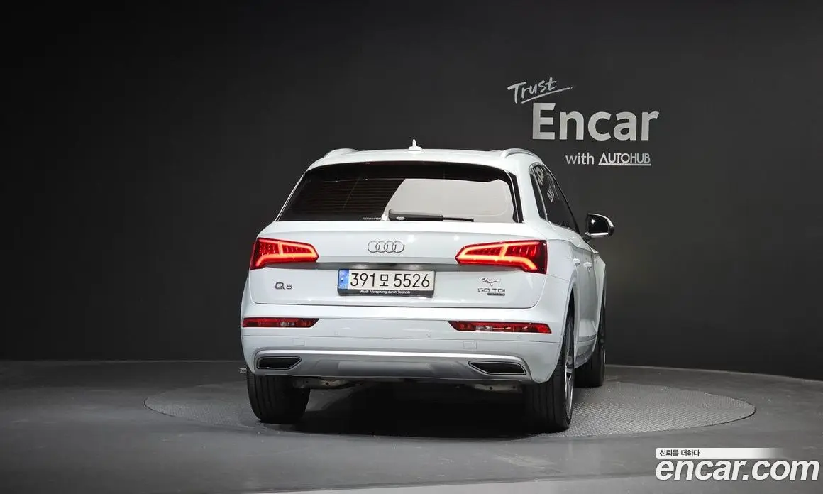 Audi Q5 2020 3.0 автомат (гидро), фото 4 Audi Q5 2020 3.0 автомат (гидро), фото 4