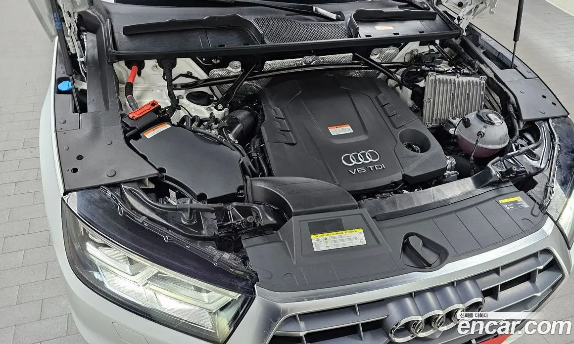 Audi Q5 2020 3.0 автомат (гидро), фото 6 Audi Q5 2020 3.0 автомат (гидро), фото 6
