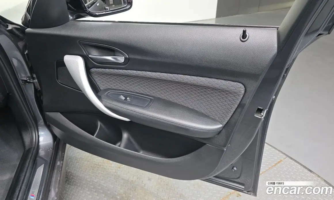BMW 1 серия 2018 2.0 автомат (гидро), фото 15 BMW 1 серия 2018 2.0 автомат (гидро), фото 15