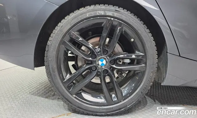 BMW 1 серия 2018 2.0 автомат (гидро), миниатюра 5 BMW 1 серия 2018 2.0 автомат (гидро), миниатюра 5