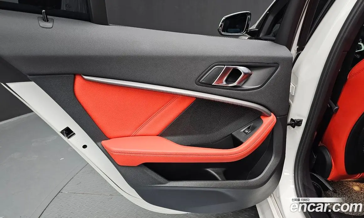 BMW 1 серия 2022 2.0 автомат (гидро), фото 15 BMW 1 серия 2022 2.0 автомат (гидро), фото 15