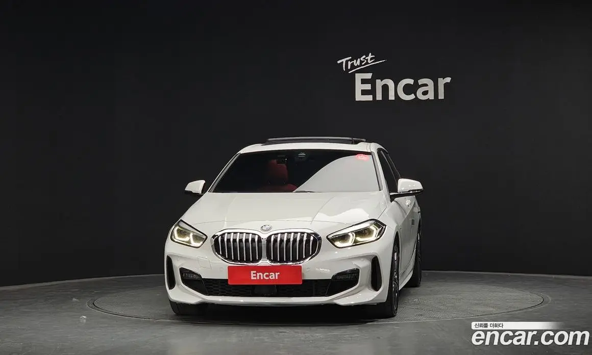 BMW 1 серия 2022 2.0 автомат (гидро), фото 3 BMW 1 серия 2022 2.0 автомат (гидро), фото 3