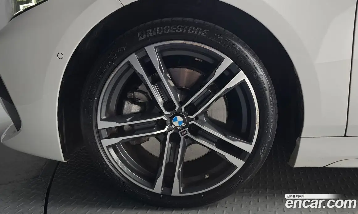 BMW 1 серия 2022 2.0 автомат (гидро), фото 5 BMW 1 серия 2022 2.0 автомат (гидро), фото 5