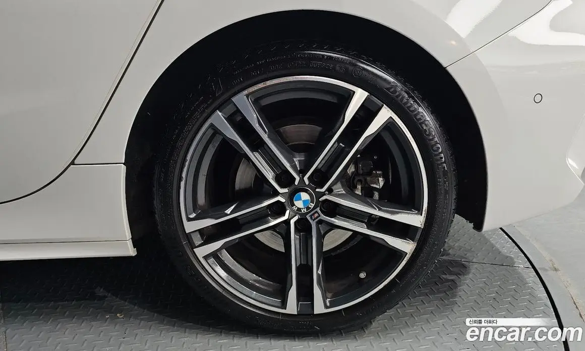 BMW 1 серия 2022 2.0 автомат (гидро), фото 7 BMW 1 серия 2022 2.0 автомат (гидро), фото 7