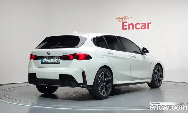 BMW 1 серия 2025 2.0 автомат (гидро), миниатюра 2