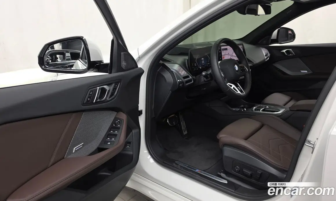 BMW 1 серия 2025 2.0 автомат (гидро), фото 13