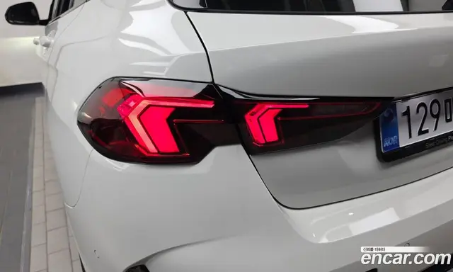 BMW 1 серия 2025 2.0 автомат (гидро), миниатюра 9