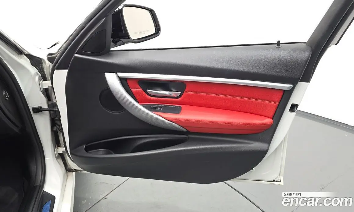 BMW 3 серия 2018 2.0 автомат (гидро), фото 15