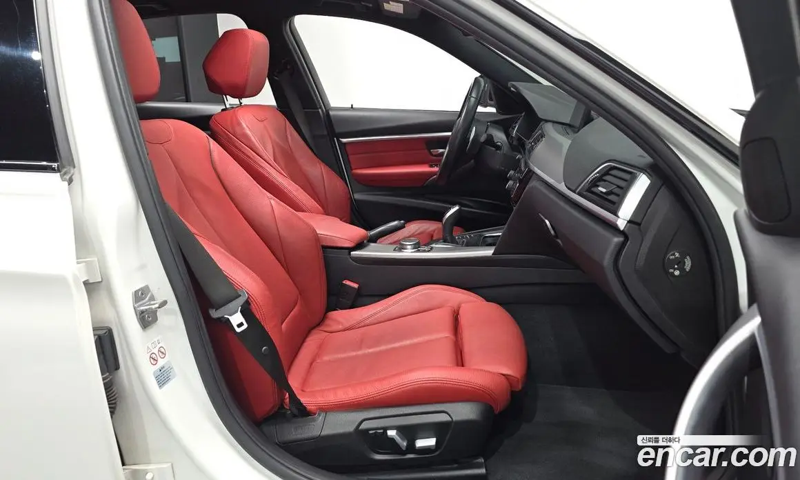 BMW 3 серия 2018 2.0 автомат (гидро), фото 16